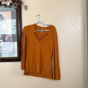 Free People Criss Cross Sweater Size Small
